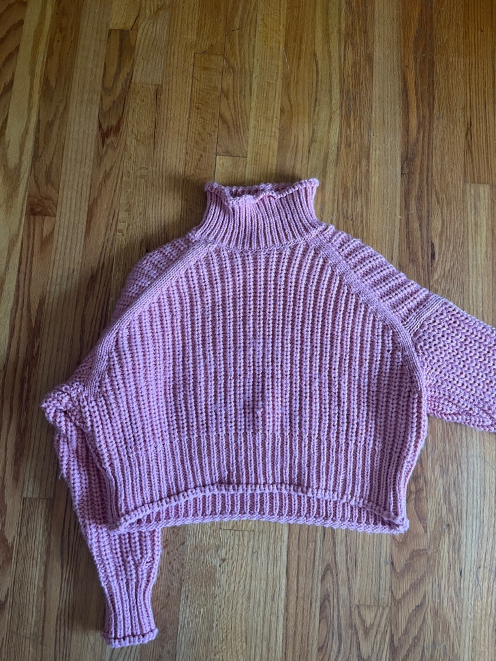 H&M Pink Ribbed Cropped Turtleneck Sweater